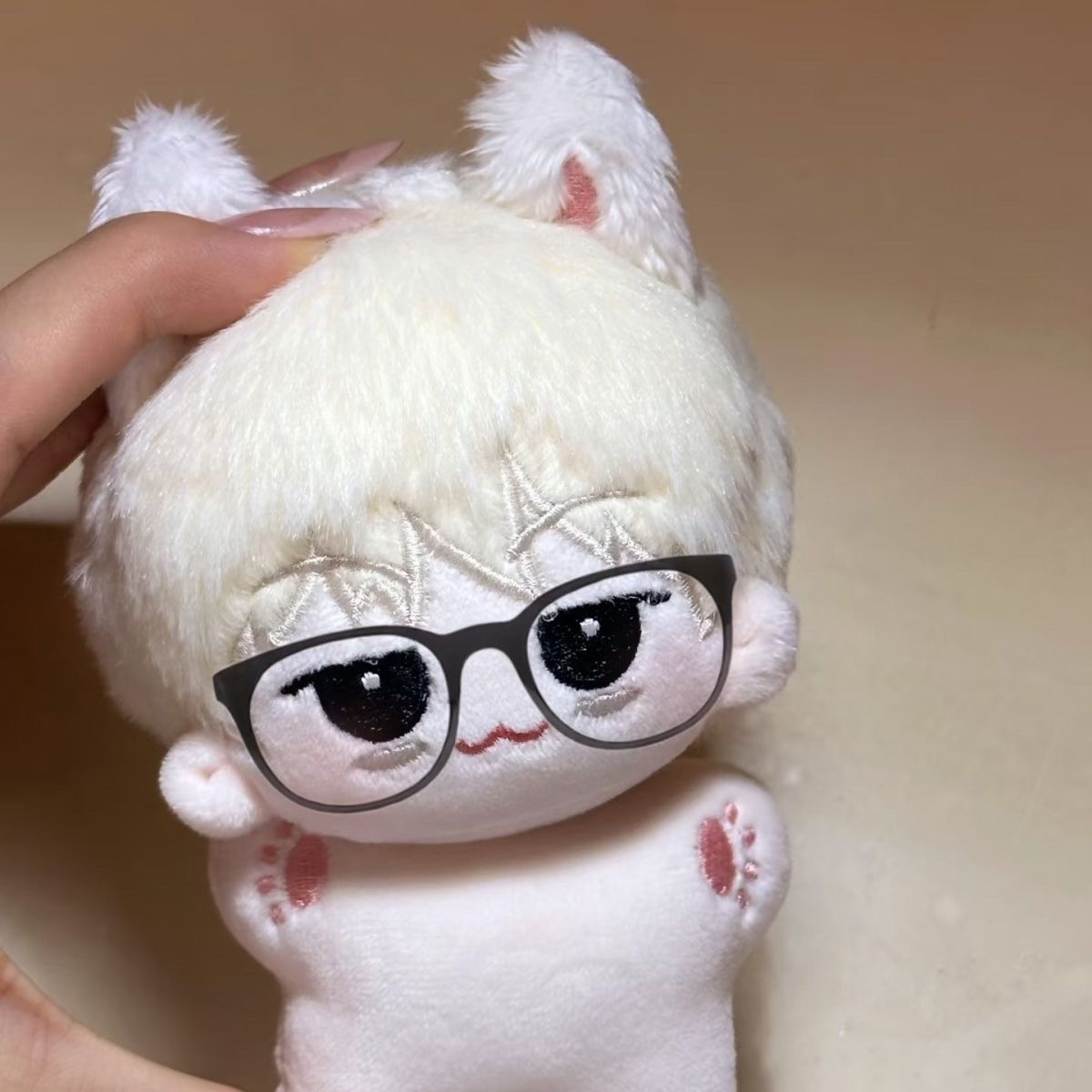 첫 출시: TOMORROWXTOGETHER 최수빈 캐릭 - Anime Merchandise Usa 리뷰 및 가격